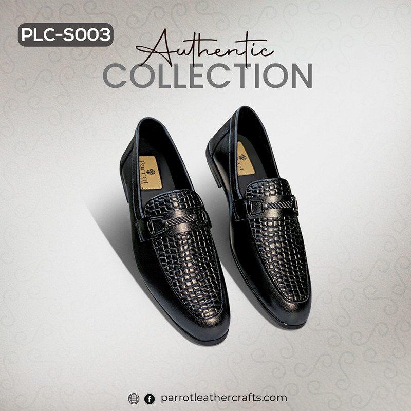 Foto de Parrot Leather Crafts